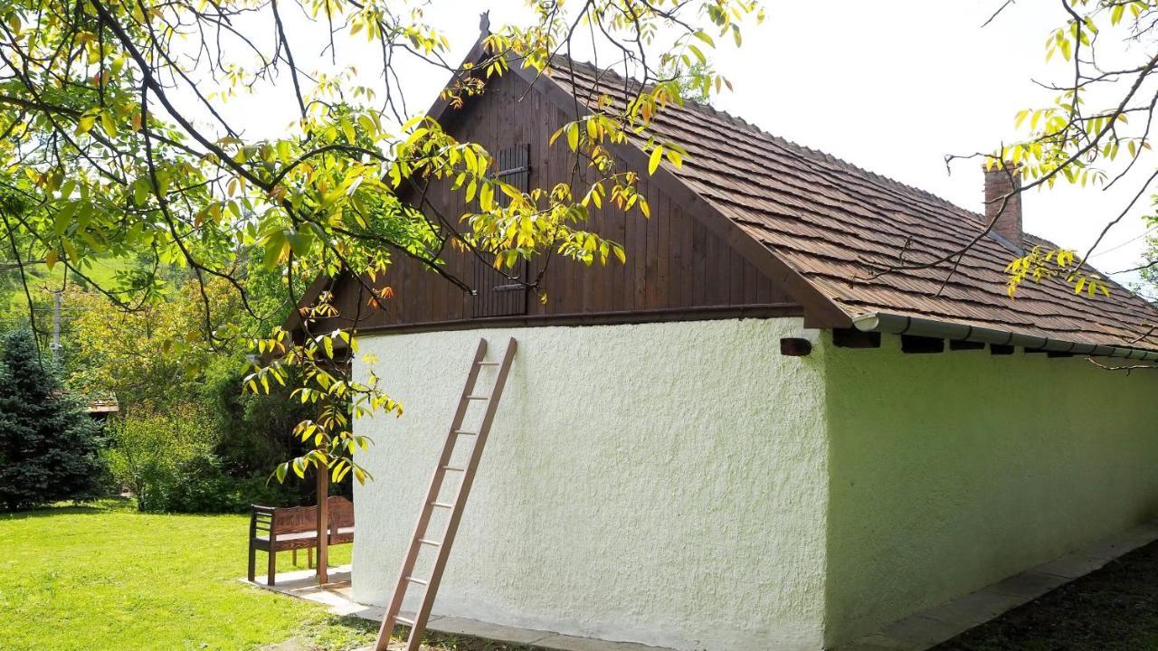 Van Egy Haz Villa Erdohorvati Exterior photo